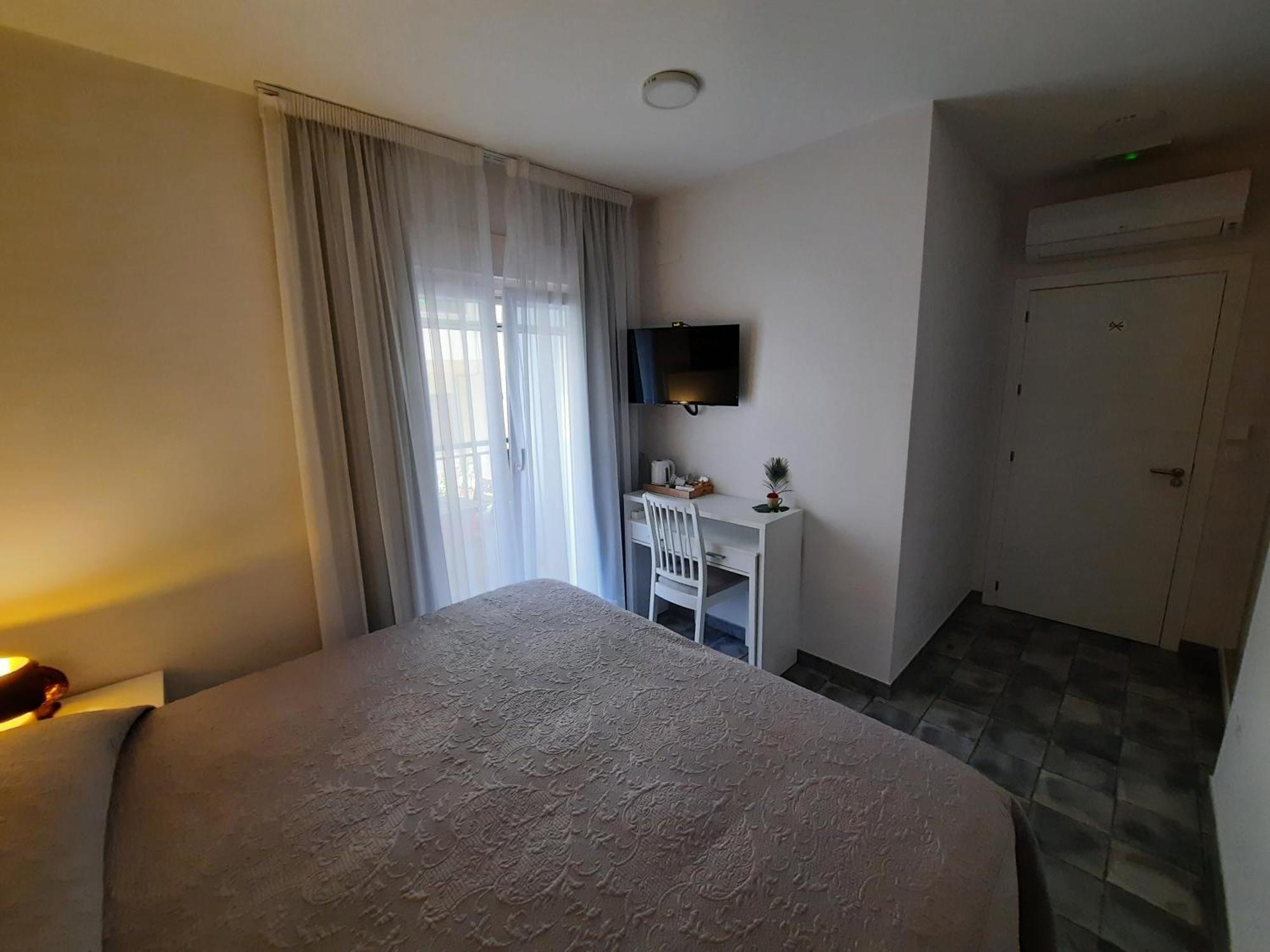 Hotel Maravillas Del Mundo Calp Zimmer foto